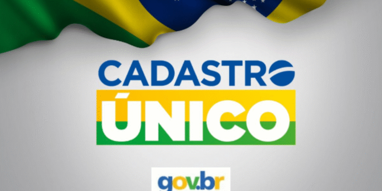 Imagem do Cadastro Único com a bandeira do Brasil ao fundo