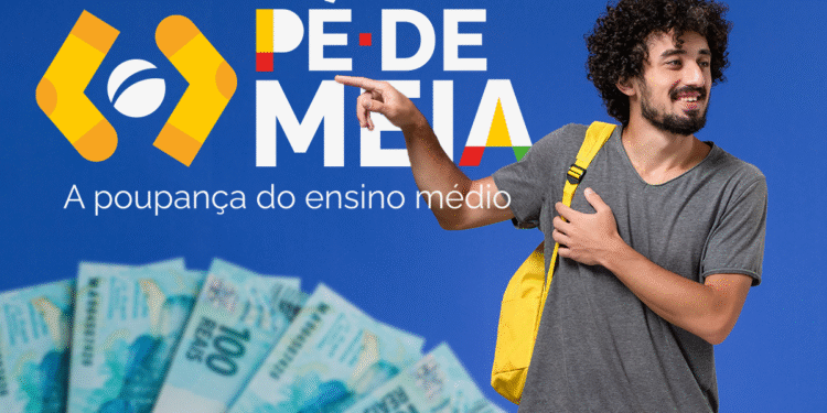 Jovem estudante feliz apontando para o logo do programa Pé-de-Meia. Ao fundo, notas de R$100 flutuam, simbolizando o auxílio financeiro para o ensino médio.